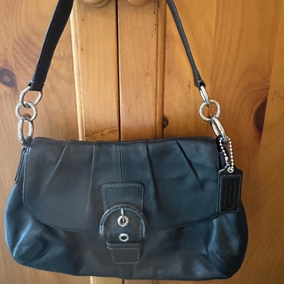 Beautiful Black Soft Leather Coach Handbag - Picture 1 of 5